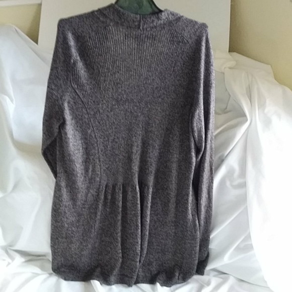 Apt.9 sweater - Picture 3 of 4